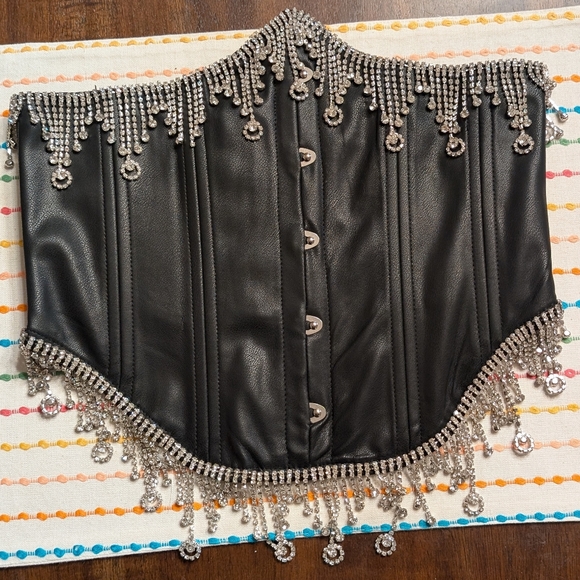AKIRA Other - Nightclub Sexy Akira Underbust Corset With Elegant Jewel Fringe. Zip Back Size M